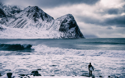 Banff Hegyifilm Fesztivál 2015 – Arctic Swell - Szörfözés a világ végén © Chris Burkard