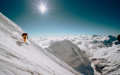 Lesízés a Lhotse csúcsáról